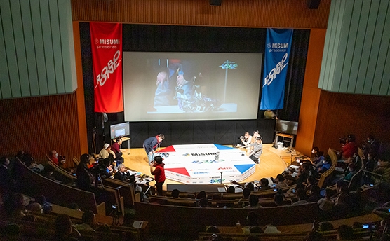 大会会場の日本科学未来館