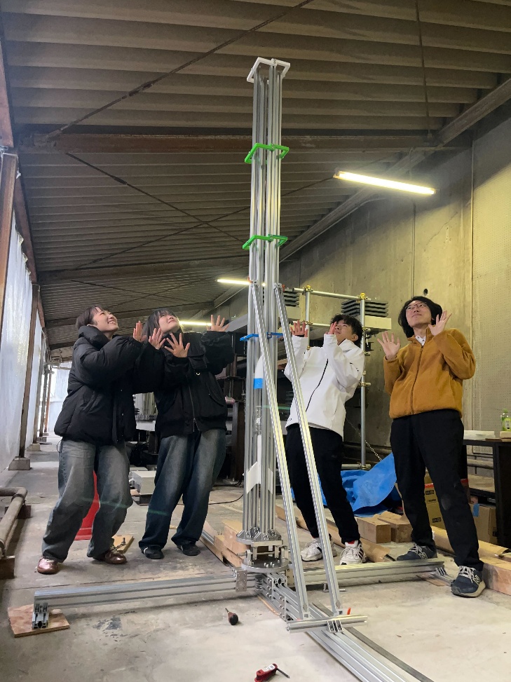 全てミスミ製品で作られた発射台